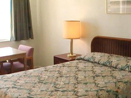 Hometown Inn Galion מראה חיצוני תמונה
